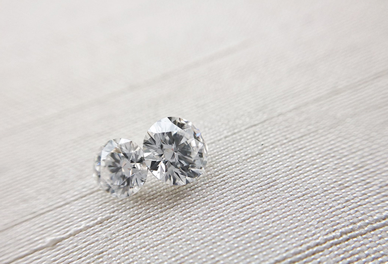 【静岡市】2022年下半期注目の婚約指輪。ダイヤモンドに秘められた青い輝きとは