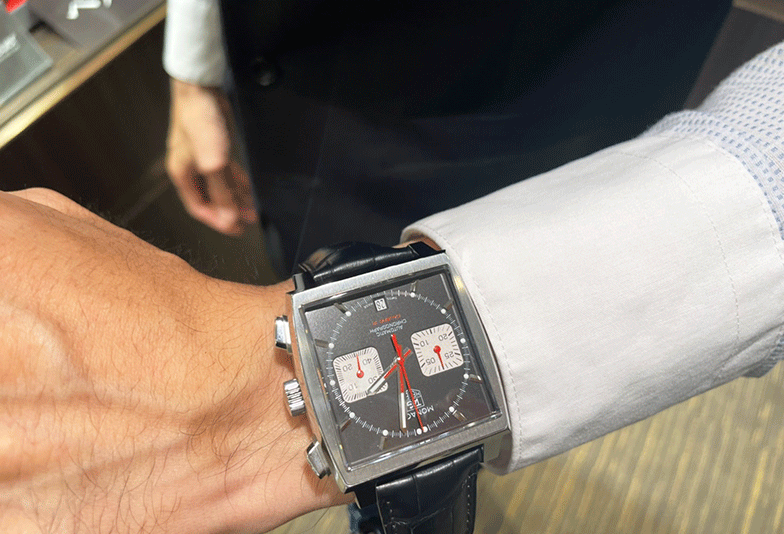 【静岡市】男性でもオシャレな時計を着けたい方必見！タグホイヤーのモナコシリーズ