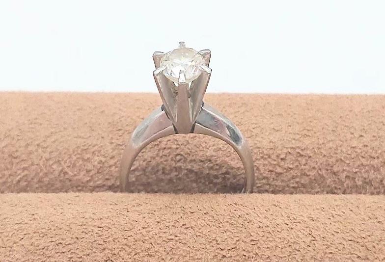 【京都】立て爪ダイヤモンドを普段使いしやすいネックレスにジュエリーリフォームしませんか！