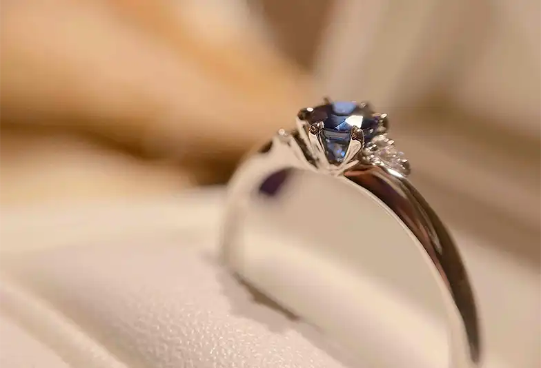 【静岡】高貴な婚約指輪！ロイヤルブルーサファイアの魅力