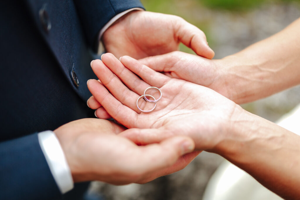 落ち着いた輝きが魅力！マット加工の結婚指輪｜富山で見つける上品デザイン