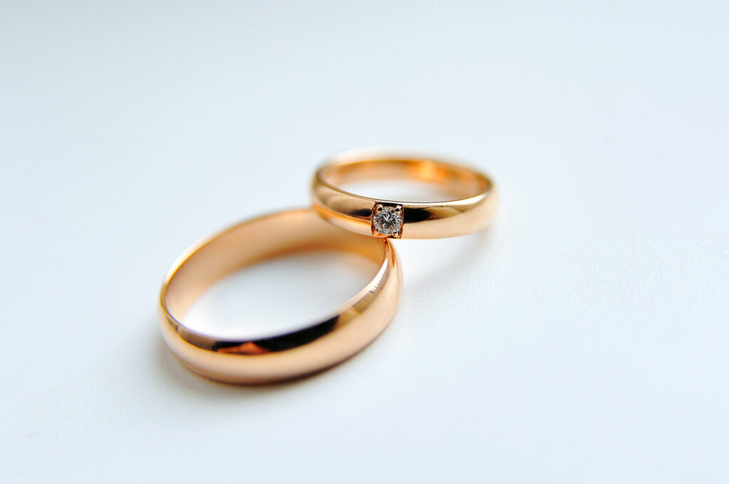 結婚指輪はいつ準備する？入籍前に指輪を用意しておくのが人気の理由とは