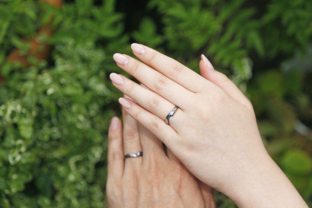 【山梨】アレルギーフリー素材ジルコニウムで彩るオーダーメイドの結婚指輪