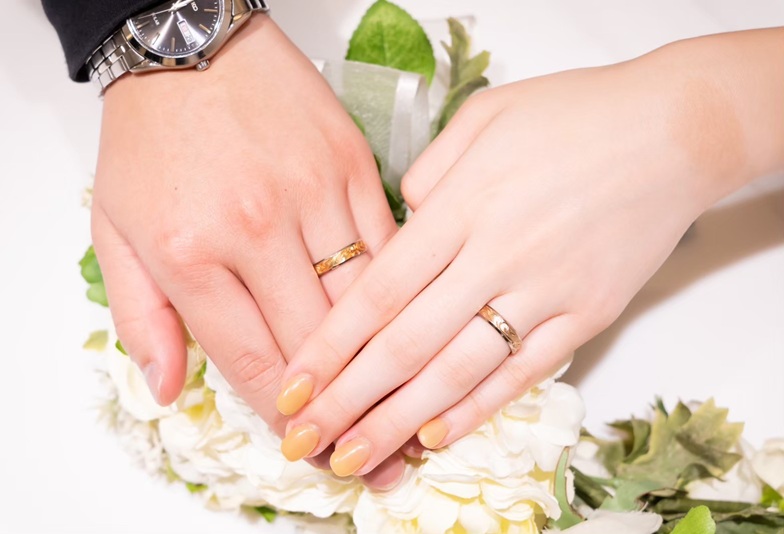 【京都】肌なじみが良いゴールド素材の結婚指輪が人気！おすすめの結婚指輪ブランドのご紹介！　