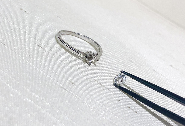【静岡市】娘の結婚式に着けられるよう、眠っていた婚約指輪をジュエリーリフォーム!
