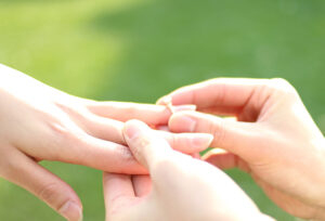 【静岡市】後悔しないために！今、婚約指輪が欲しいと思える理由3選