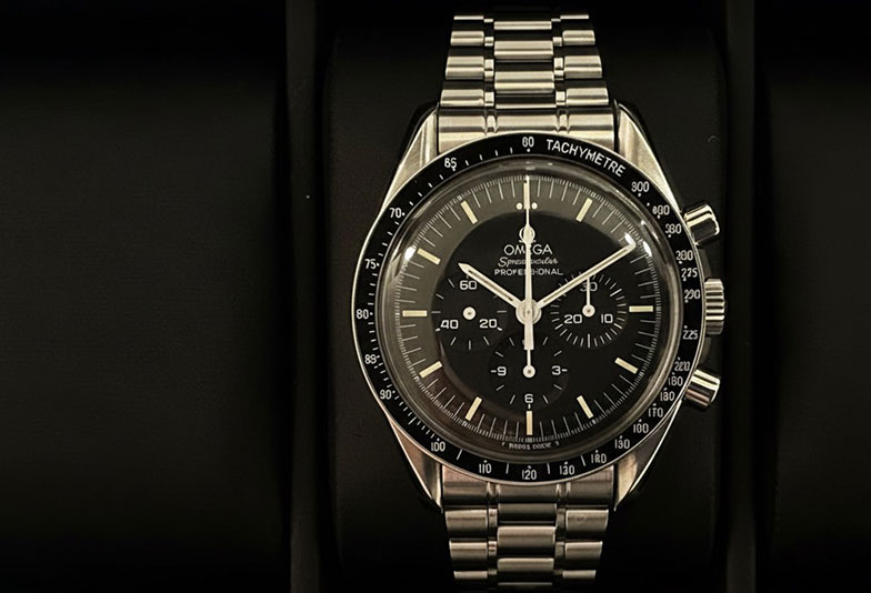 【静岡】時を刻む伝説：ヴィンテージ・オメガ スピードマスターの深遠なる世界